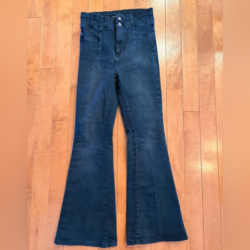 We The Free, Black, Jayde Flares